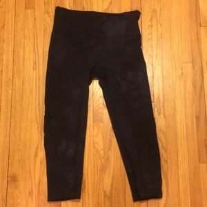 Athleta cropped leggings with subtle design